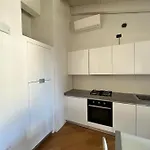 Vittoria Al Lago 아파트